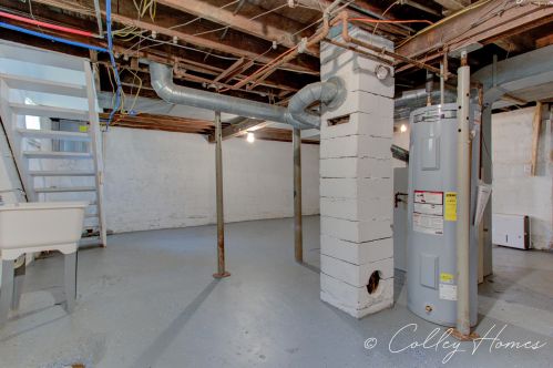 1443 Alamo Ave, Kalamazoo MI  49006-2215 exterior