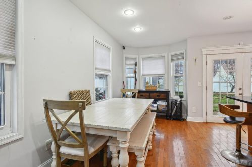 19 Richmond Rd, Edison NJ  08817-4037 exterior