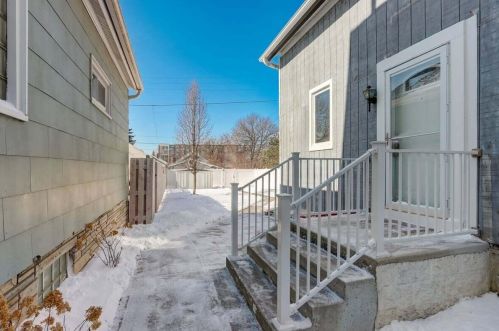 2119 Mound St, Milwaukee WI  53207-1331 exterior