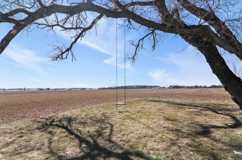 721 Albion Rd, Edgerton WI 53534-9536 exterior