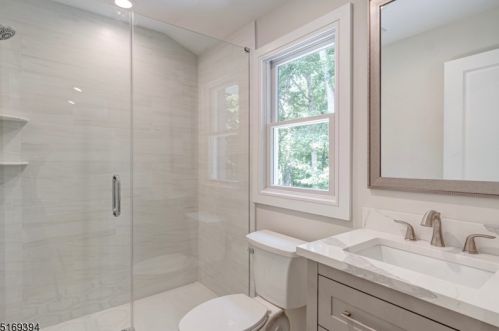 29 Hickory Pl, Livingston NJ  07039-3614 exterior