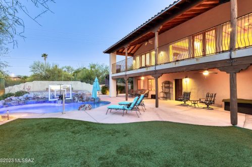 4421 Pontatoc Rd, Tucson AZ 85718-6750 exterior