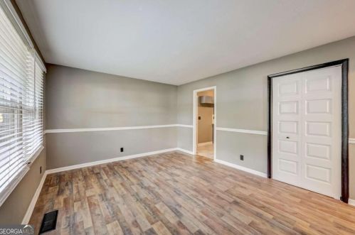 812 Amber Pl, Atlanta, GA 30331-3416