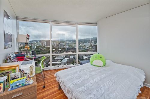 1288 Kapiolani Blvd, Honolulu HI  96814-2888 exterior