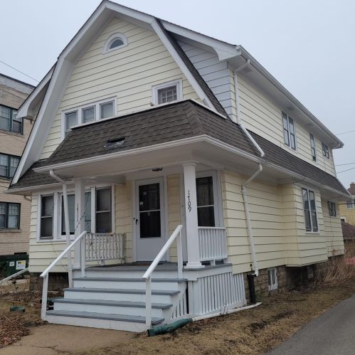 1709 Newton Ave, Milwaukee, WI 53211-2225