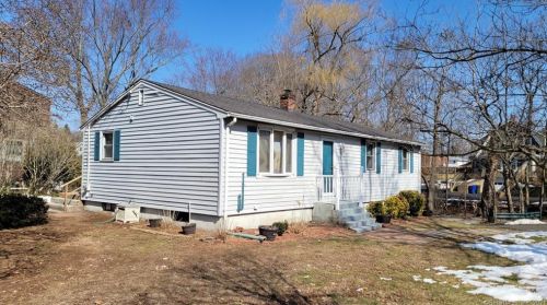 486 Church St, Wallingford, CT 06492-2208