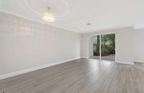 4220 5 Ave, Boca Raton FL 33431-4659 exterior