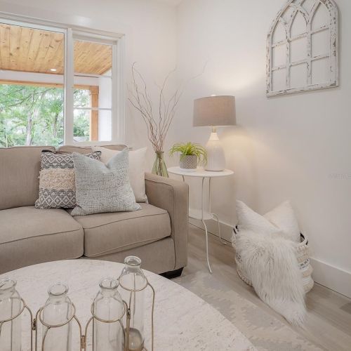 7202 15th St, Tampa FL  33610-1210 exterior