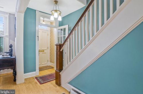 325 Patrick St, Alexandria VA 22314-2443 exterior