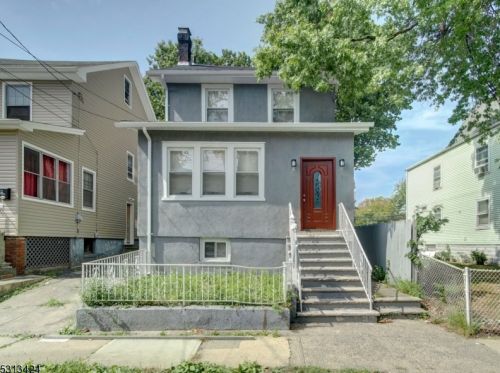 69 Richelieu Ter, Newark, NJ 07106-2419