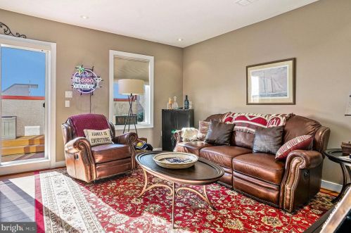 4329 Boone St, Philadelphia PA  19128-4904 exterior