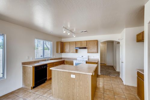 4438 113 Dr, Phoenix AZ 85037-8334 exterior