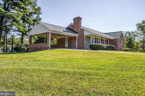 300 Piping Rock Dr, Silver Spring, MD 20905-5650