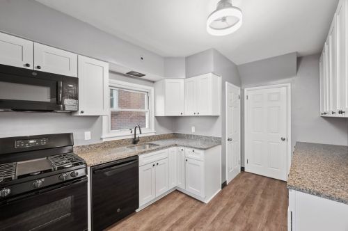 76 Montclair Ave, Pittsburgh PA 15229-1754 exterior