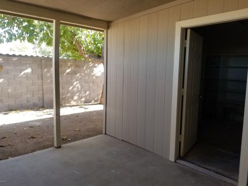 2531 Campo Bello Dr, Phoenix AZ 85032-2219 exterior