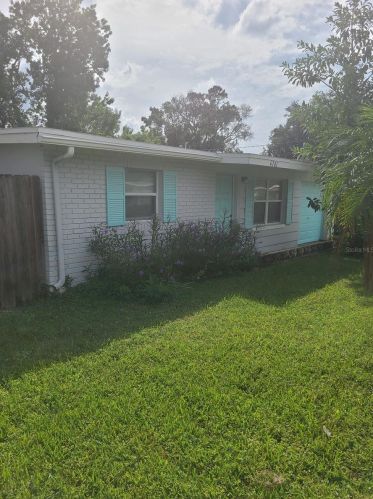 6702 Sandra Dr, Port Richey, FL 34668-1391