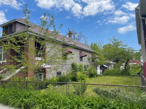 2501 Ridgeway Ave, Chicago, IL 60623-3831