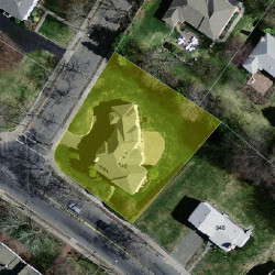 140 Oak Hill St, Newton MA  02459-3447 aerial view
