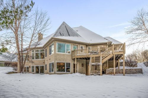 3211 Crestmoor Dr, Saint Paul MN 55125-5010 exterior