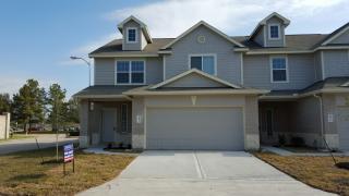 2827 Silver Tree, Houston TX  77014-1930 exterior