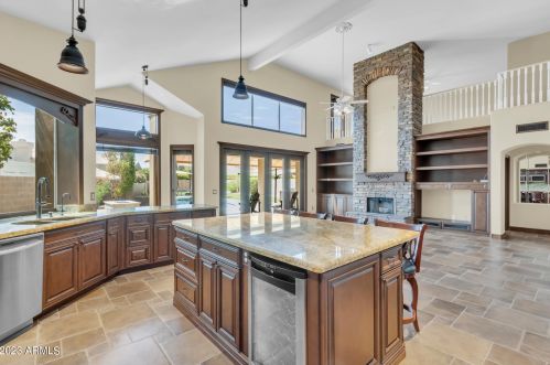 14280 12 Pl, Phoenix AZ 85014-5105 exterior