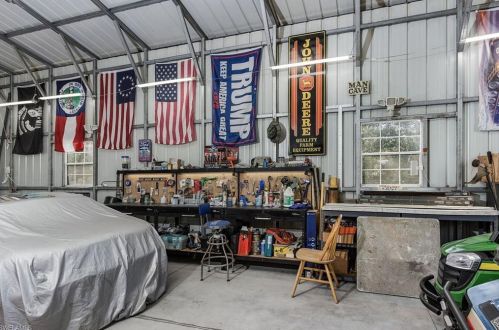 2390 27 Ave, Naples FL 34120-7411 exterior