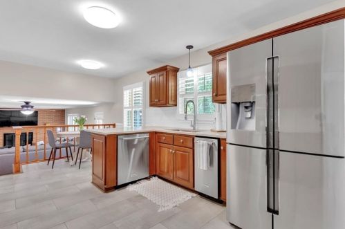 3769 Kinnard Dr, Atlanta GA 30360-1505 exterior