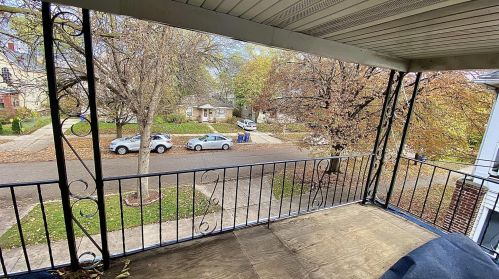 1323 Muskegon Ave, Grand Rapids MI 49504-3250 exterior