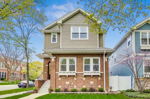 6757 Oketo Ave, Chicago, IL 60631-1332