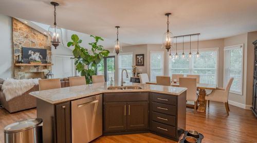 572 Spring Cave Rd, Spring Bluff MO exterior