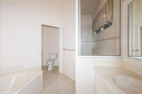 9621 Deepwater Ct, Naples FL 34109-0786 exterior