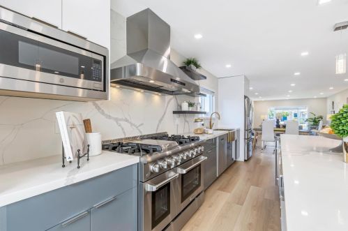 3652 Bloomsbury Way, San Jose CA  95132-2003 exterior