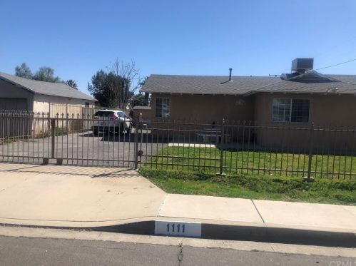 1111 A St, Perris, CA 92570-4518