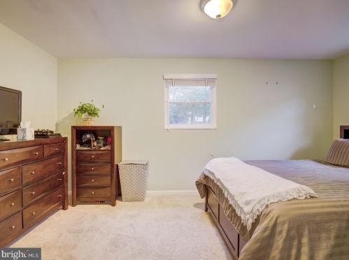 10815 Tenbrook Ct, Silver Spring MD 20901-1029 exterior