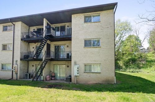 26 Cooper Rd, Poughkeepsie NY  12603-1665 exterior