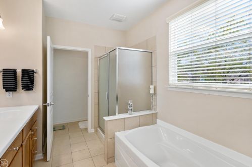 23790 Rossiter Dr, Macomb Township MI 48042-4846 exterior