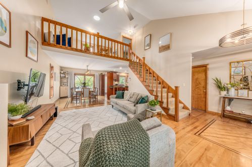 2951 Superior St, Milwaukee WI 53207-3074 exterior