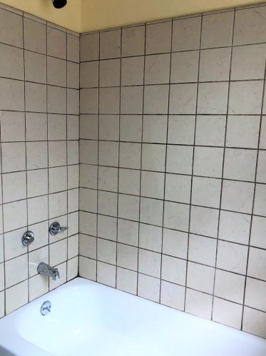 2648 Monitor Ave, Chicago IL 60630-3332 exterior