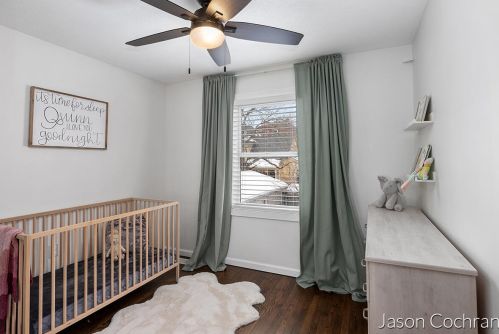 907 Wealthy St, Grand Rapids MI 49506-1515 exterior