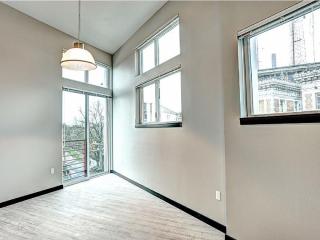 1523 Madison St, Seattle WA  98122-4013 exterior