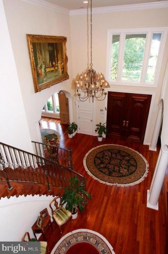 9747 Avenel Farm Dr, Rockville MD  20854-5413 exterior