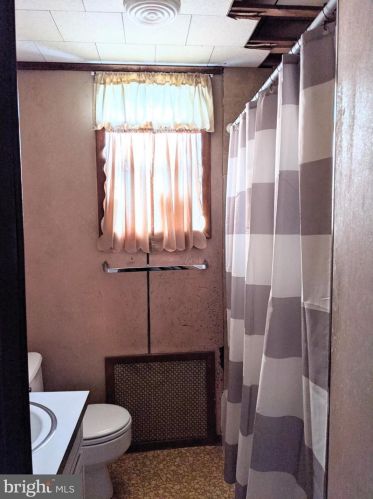 1909 3 St, Philadelphia PA 19122-0022 exterior