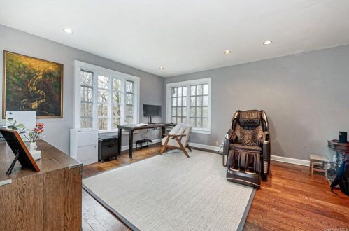 29 Half Mile Rd, Armonk NY  10504-1307 exterior