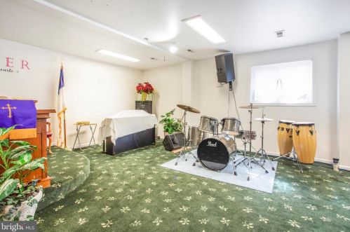 4510 Brk St, Washington DC 20019-3424 exterior