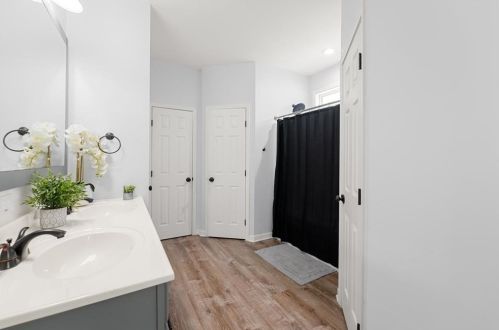 5523 Stone Trce, Gainesville GA 30504-8149 exterior