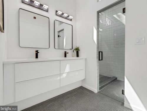 6107 Benalder Dr, Bethesda MD  20816-1007 exterior