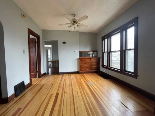 1212 Cora St, Joliet IL 60435-4319 exterior