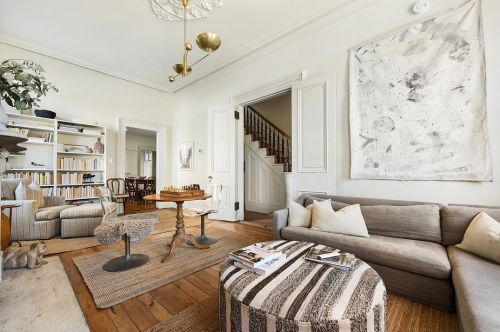 1426 Chateau St, Pittsburgh PA 15233-1242 exterior