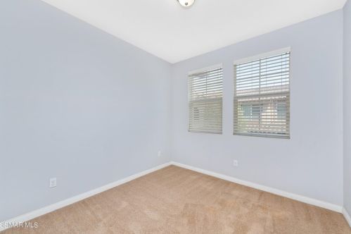 723 Forest Park Blvd, Oxnard CA 93036-5311 exterior