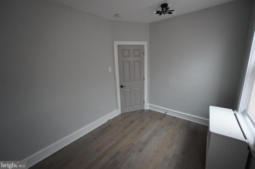 2858 Aramingo Ave, Philadelphia PA  19134-4224 exterior